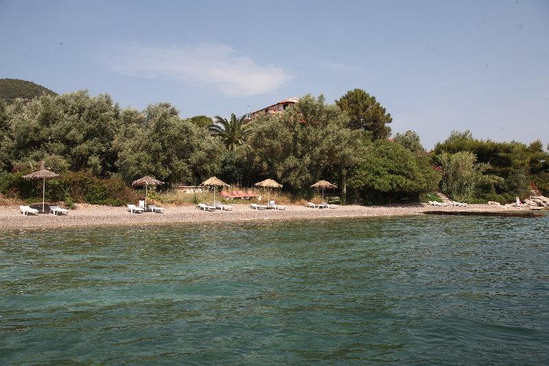 Alexandros B Hotel Nikiana Exterior photo